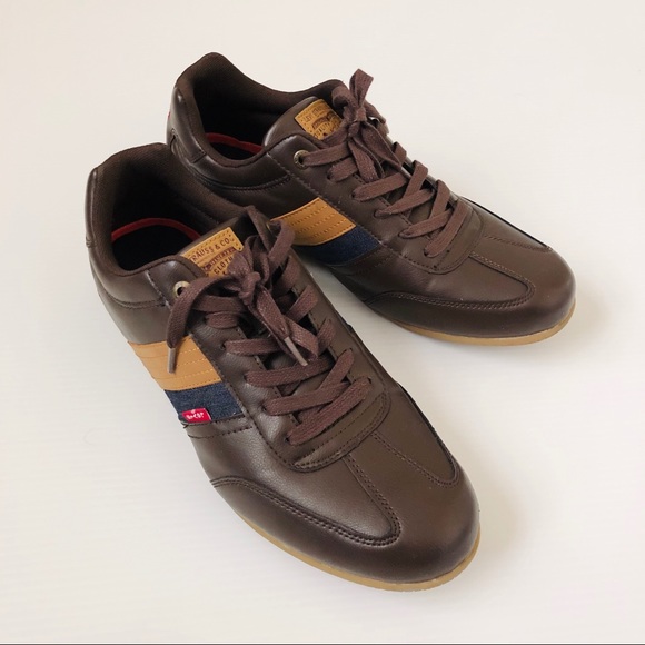 Levi's Other - Levi’s Brown Laced Sneakers Size 13
